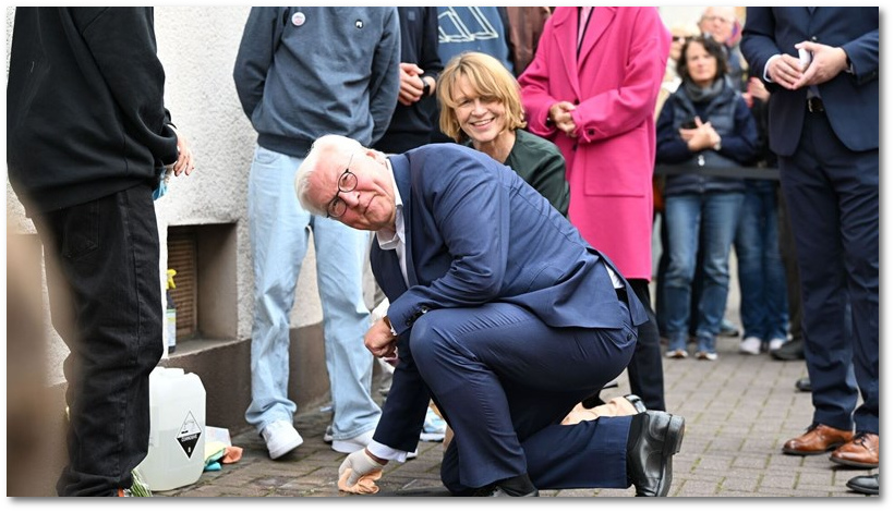 Bundespr�sident Steinmeier putzt Stolpersteine in Dorsten